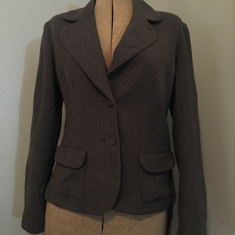 Blazer - Picture 4 of 4
